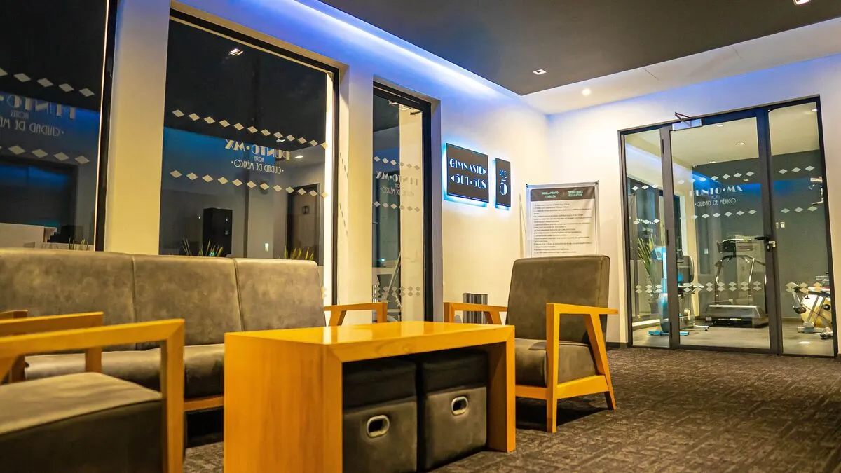 Lounge area at Hotel Punto MX